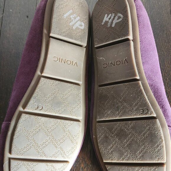 Vionic Chill Debbie Suede Loafers Flats Size 8 Purple Plum - Picture 5 of 5